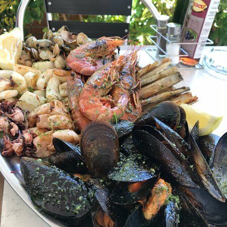 Tabernas Los Serranø